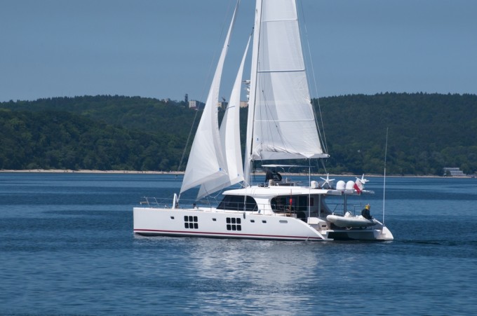 Sailing yacht�IN THE WIND